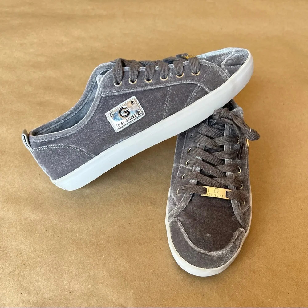 Guess Mallory Velvet Sneakers Size 7.5